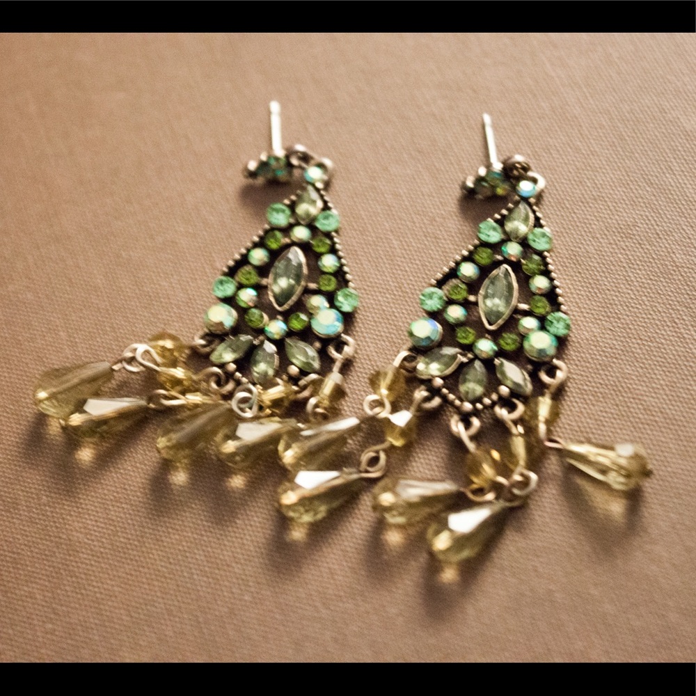 Vintage style drop earrings